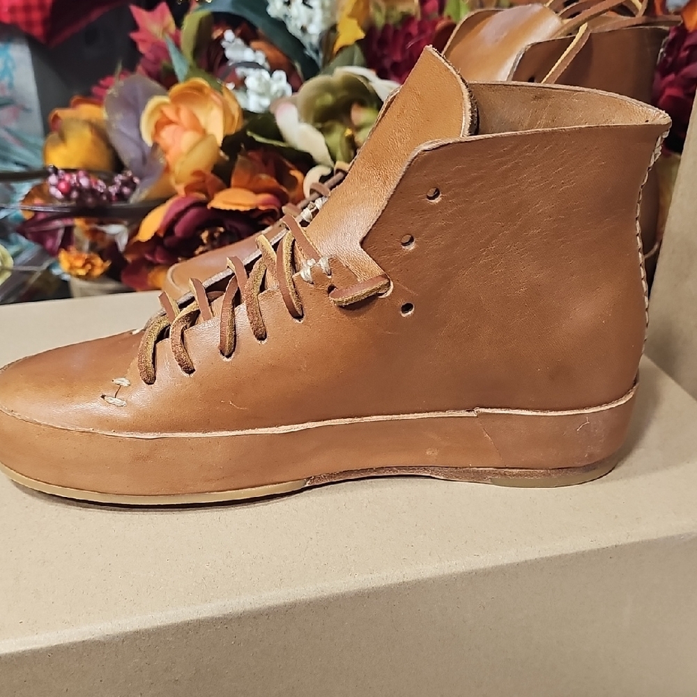 FEIT NWOT Handmade Tan Leather High-Top Shoes - Picture 2 of 6